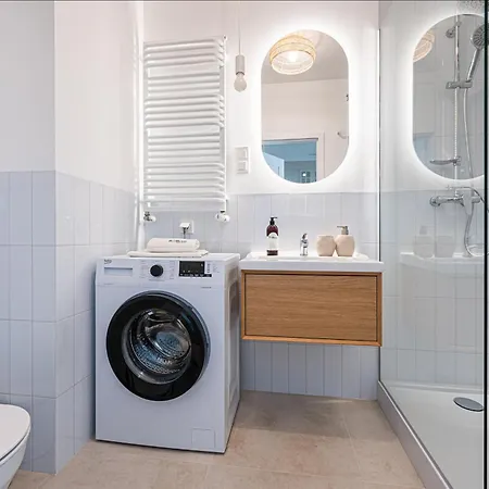 Shipyard View Nova Letnica - Billberry * Danzica